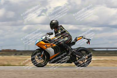 media/Apr-26-2024-TrackDaz (Fri) [[c4b677d280]]/C Group/140pm (Wheelie Bump)/